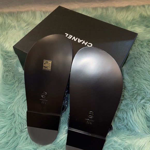 Chanel tweed dad sandals BNIB - Picture 7 of 9